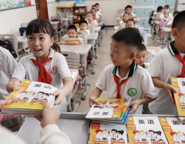 小学引入学本教育理念激活讲堂初中推广集团化办学激发生机 小学引入学本教育理念激活讲堂初中推广集团化办学激发生机